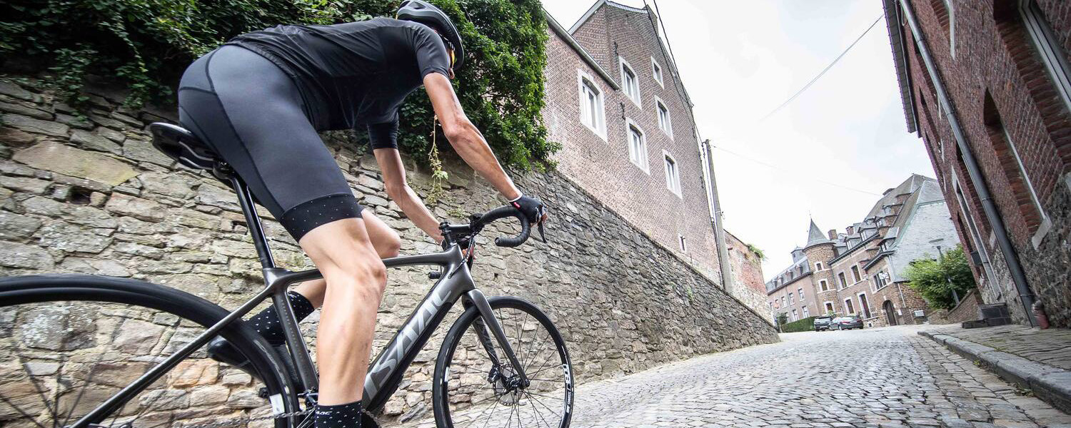 Ako a podľa čoho správne vybrať cestný bicykel