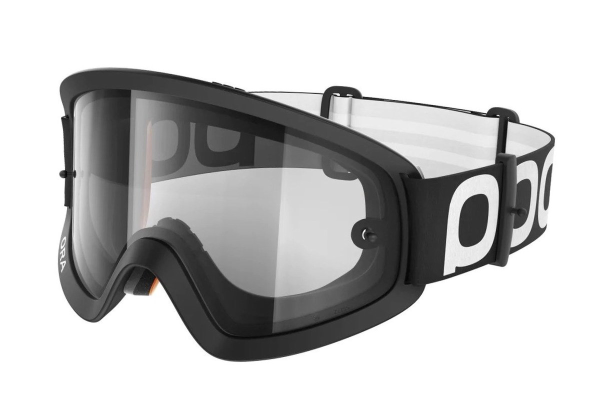 Cyklobrýle chrání před nečistotami, vodou i úlomky Brýle poc jsou kompatibilní s cyklistickou přilbou